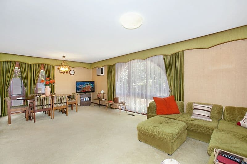 32 Benwerrin Drive, WANTIRNA VIC 3152, Wantirna - Thumbnail 3