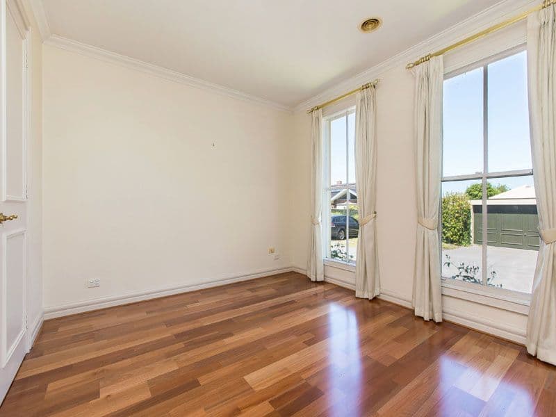 13 Martens Place, DINGLEY VILLAGE VIC 3172, Dingley Village - Thumbnail 5