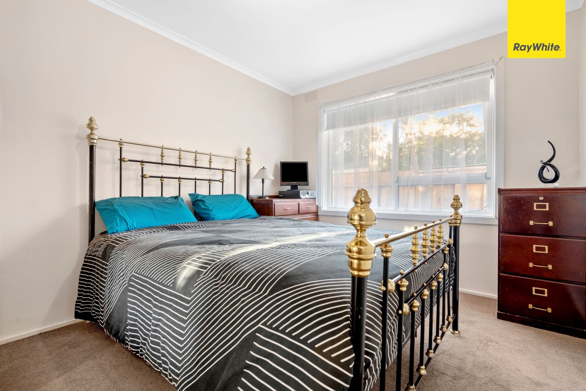 18 Penguin Street, Melton VIC 3337, Melton - Thumbnail 2