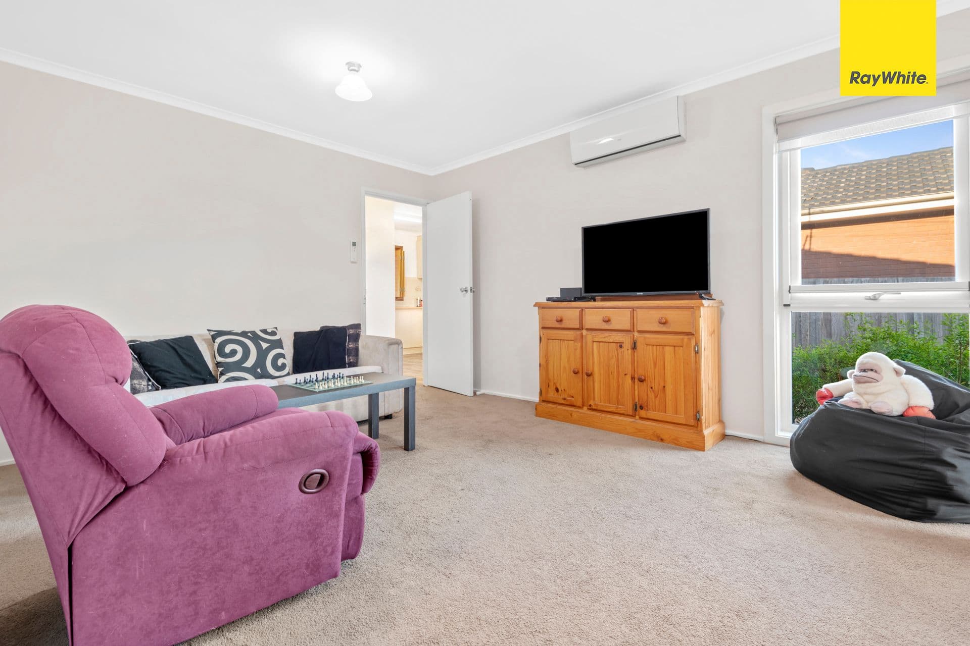 18 Penguin Street, Melton VIC 3337, Melton - Thumbnail 3
