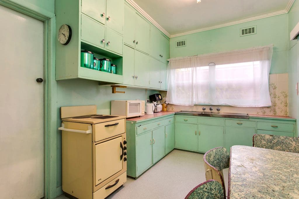 85 Ninth Avenue, Rosebud VIC 3939, Rosebud - Thumbnail 4