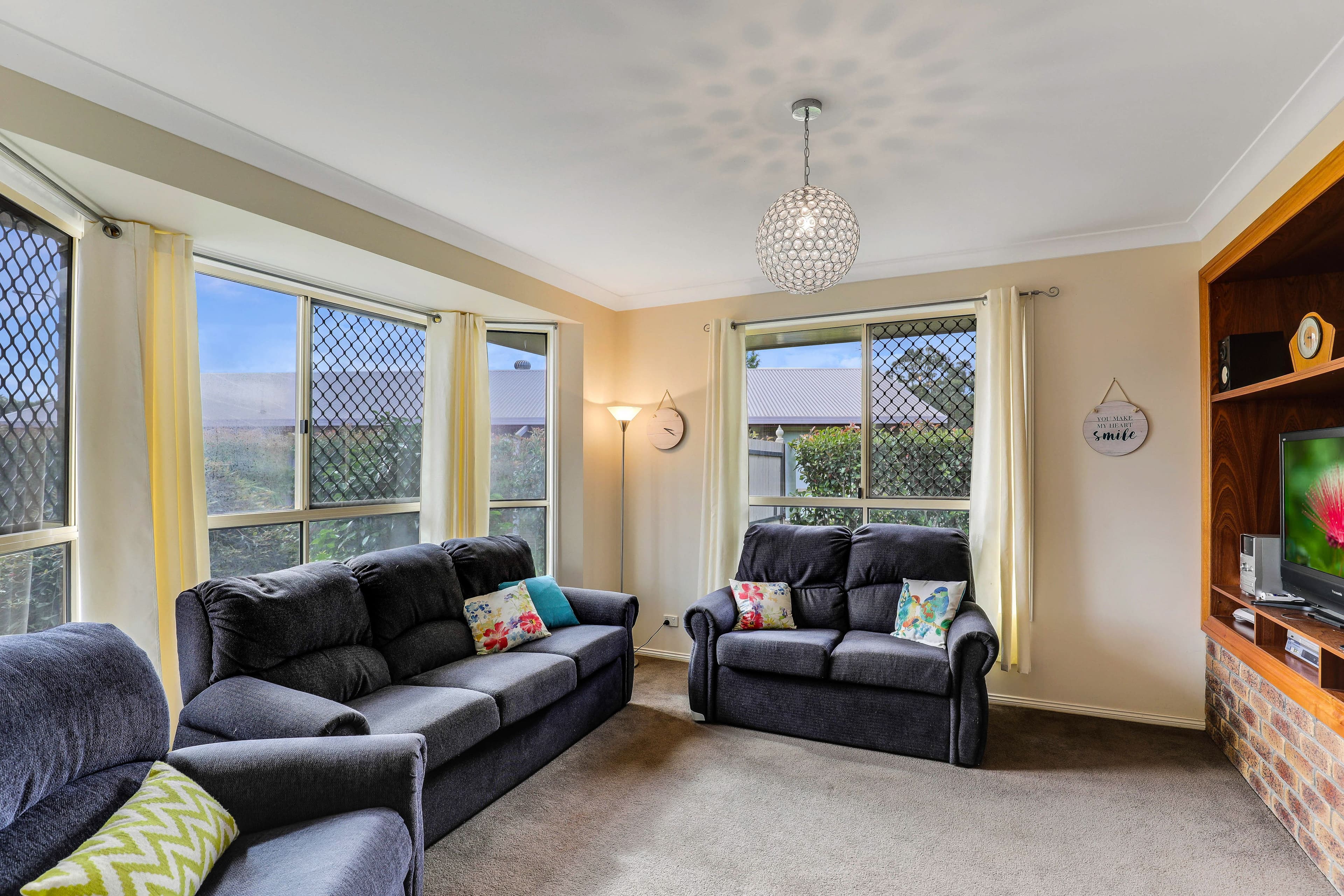 22 Moore Crescent, Wilsonton QLD 4350, Wilsonton - Thumbnail 2