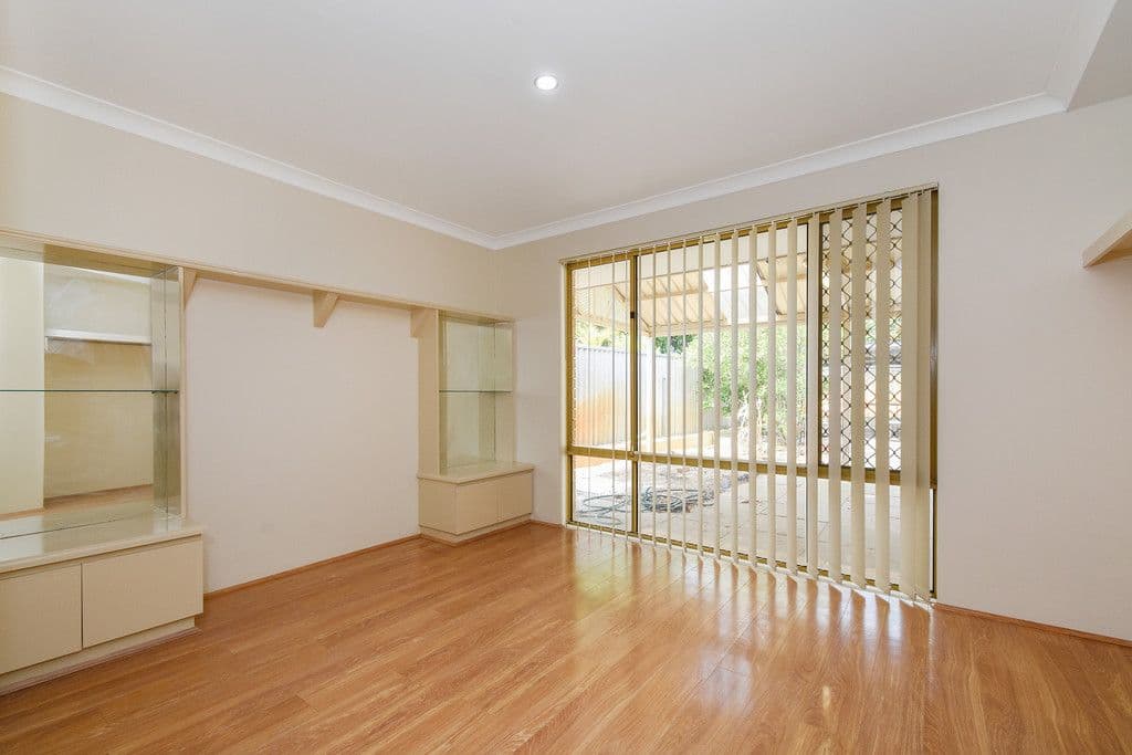 8 Highclere Boulevard, Marangaroo WA 6064, Marangaroo - Thumbnail 2