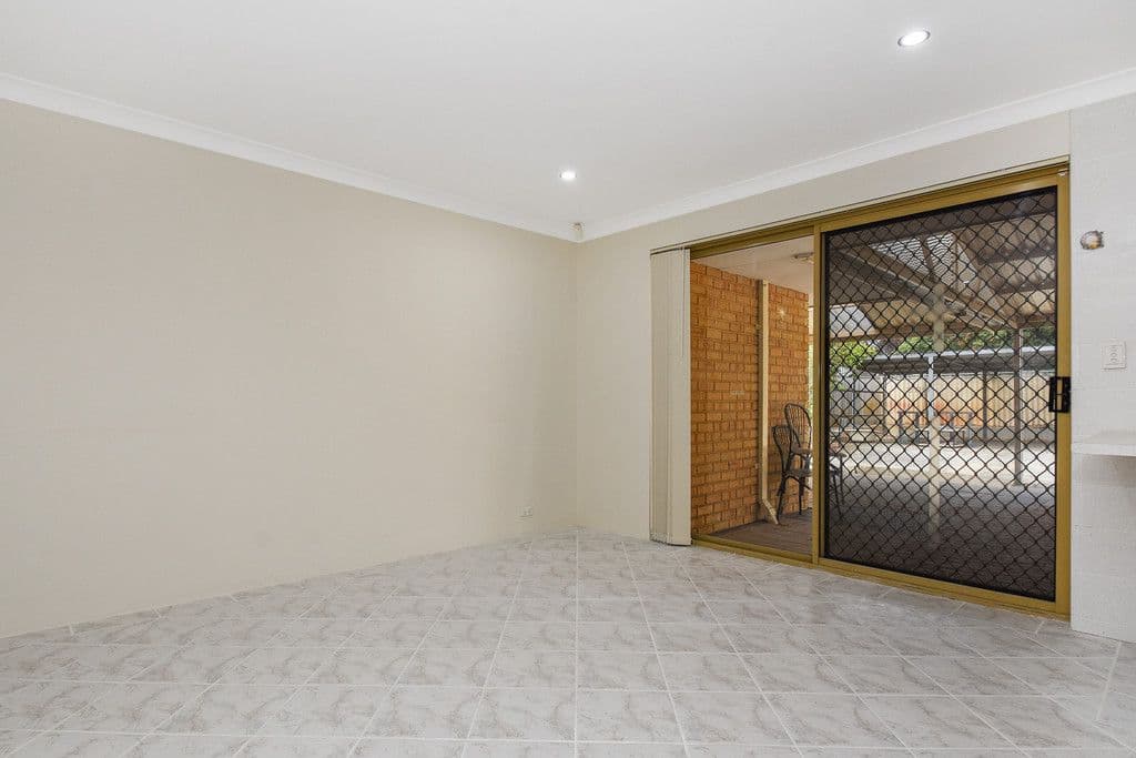8 Highclere Boulevard, Marangaroo WA 6064, Marangaroo - Thumbnail 8