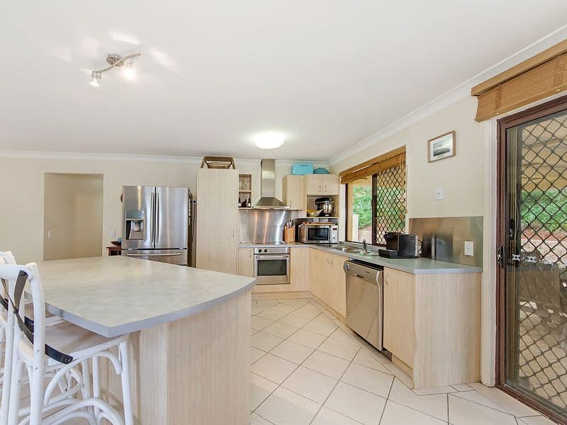 11 Robe Court, Helensvale QLD 4212, Helensvale - Thumbnail 4