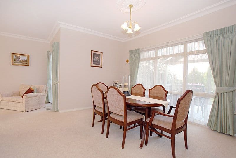 8 Oakwood Court, TEMPLESTOWE VIC 3106, Templestowe - Thumbnail 2
