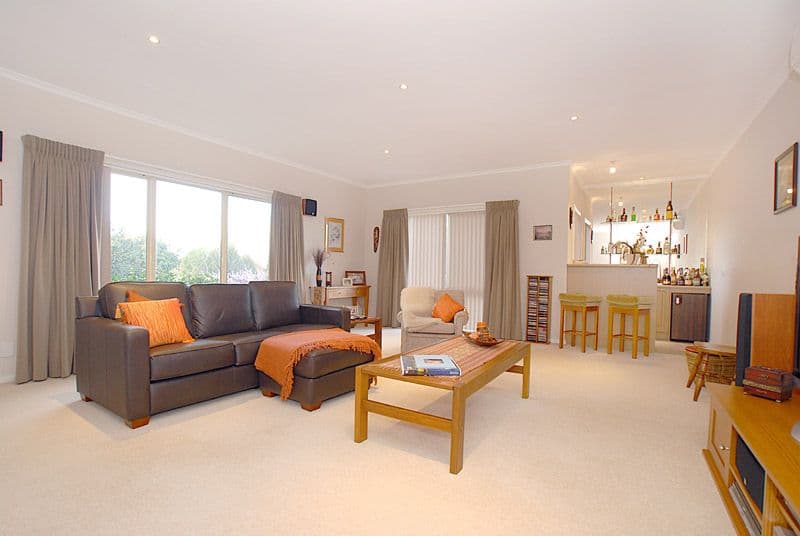 8 Oakwood Court, TEMPLESTOWE VIC 3106, Templestowe - Thumbnail 3