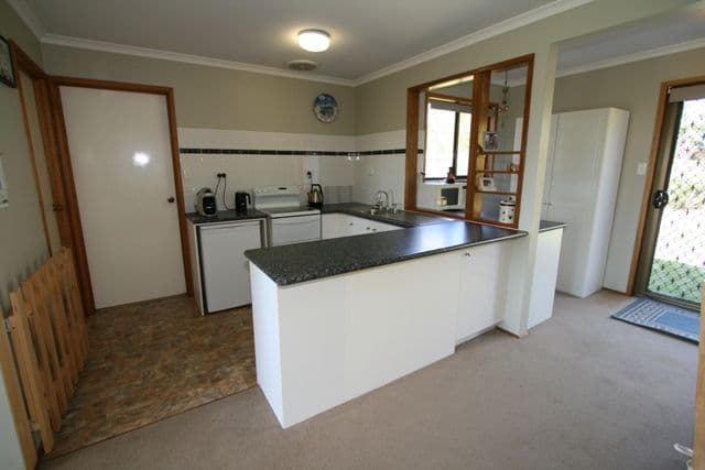 47 Phillip Island Road, Surf Beach VIC 3922, Surf Beach - Thumbnail 3