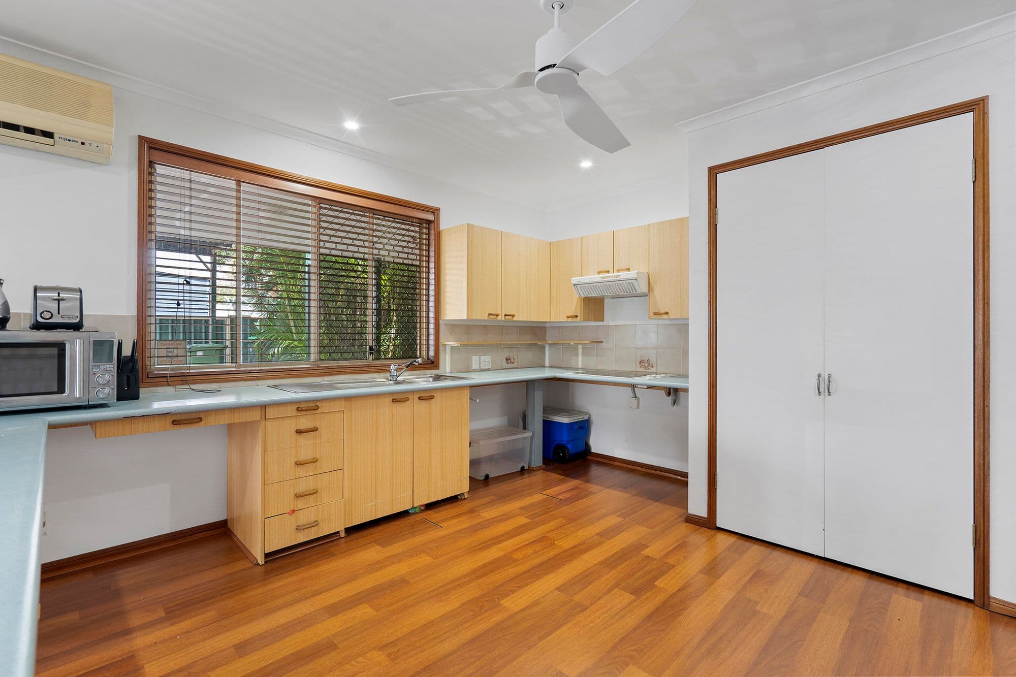 143 Station Road, Loganlea QLD 4131, Loganlea - Thumbnail 3