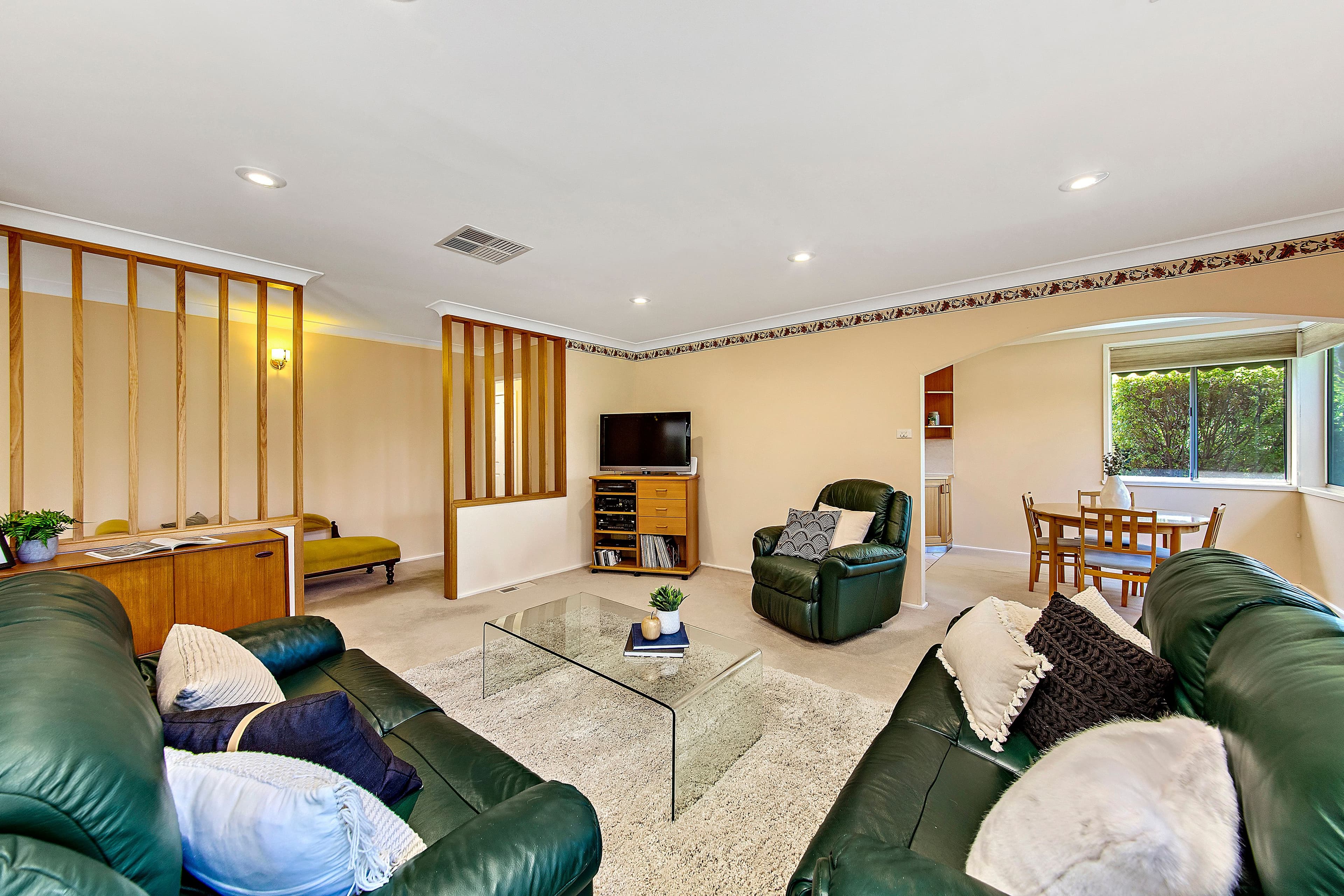 16 Jeffcott Place, Latham ACT 2615, Latham - Thumbnail 4