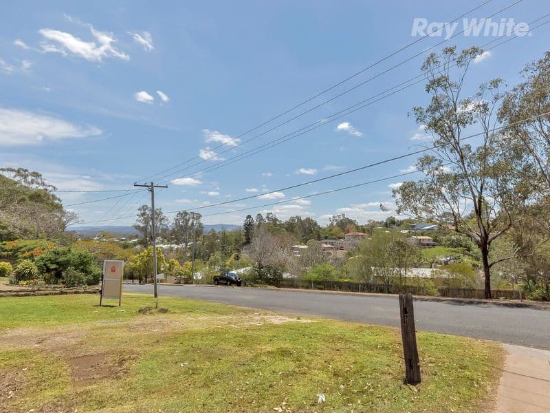 25 Upper McCormack Street, Bundamba QLD 4304, Bundamba - Thumbnail 7