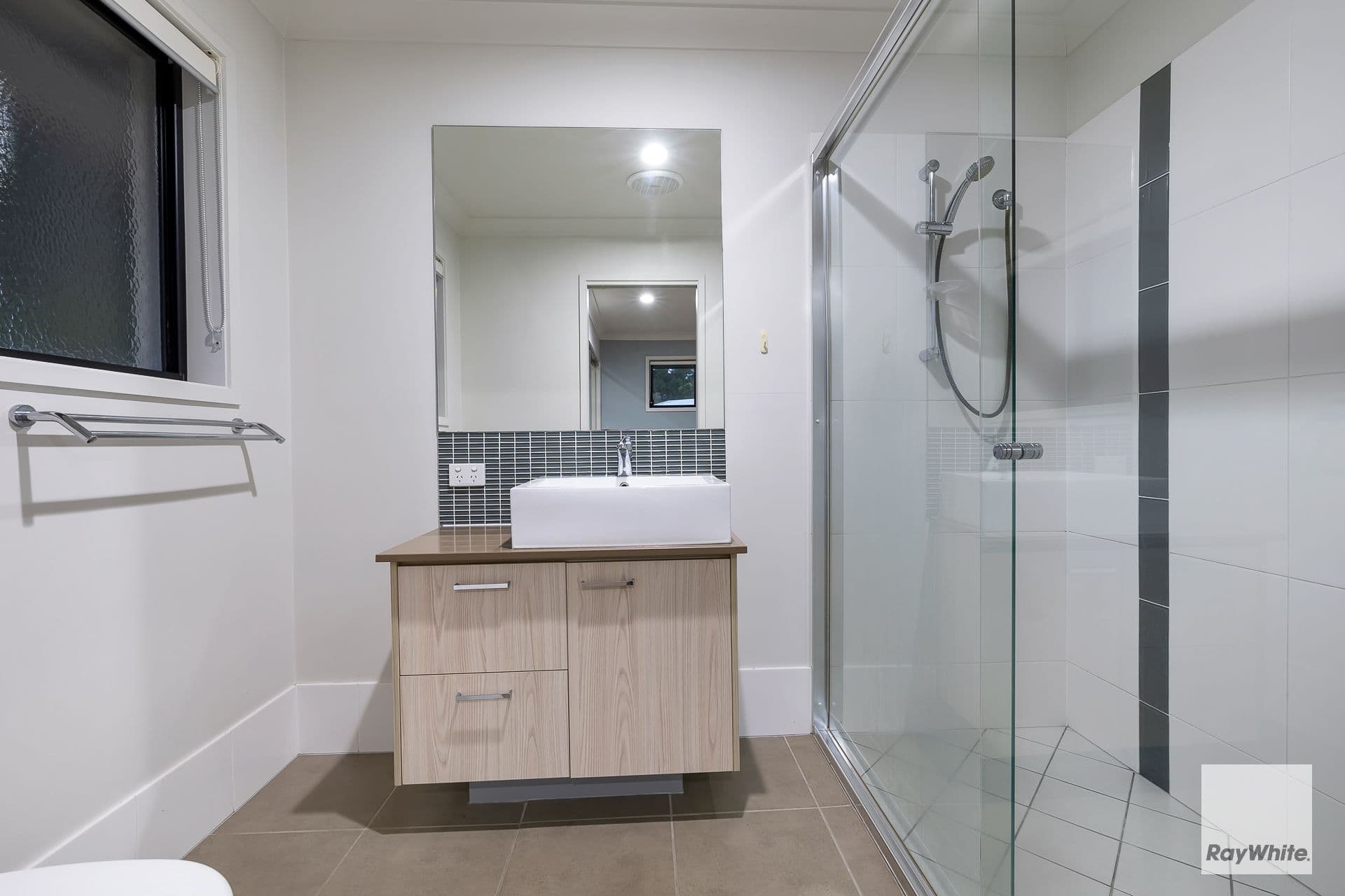 2 Araluen Close, Mount Cotton QLD 4165, Mount Cotton - Thumbnail 4