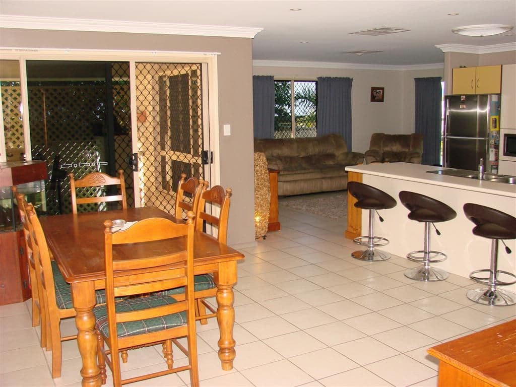 42 Rosewood Avenue, GRACEMERE QLD 4702, Gracemere - Thumbnail 2