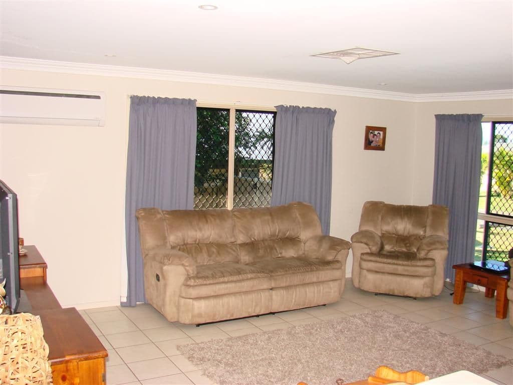 42 Rosewood Avenue, GRACEMERE QLD 4702, Gracemere - Thumbnail 3