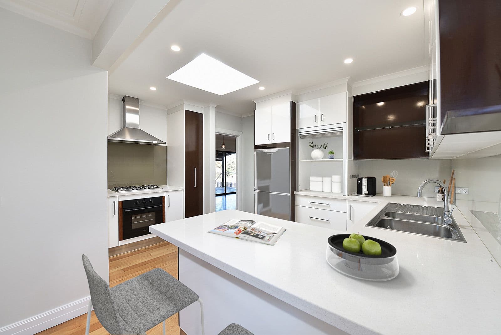 51 Menzies Drive, Sunbury VIC 3429, Sunbury - Thumbnail 3