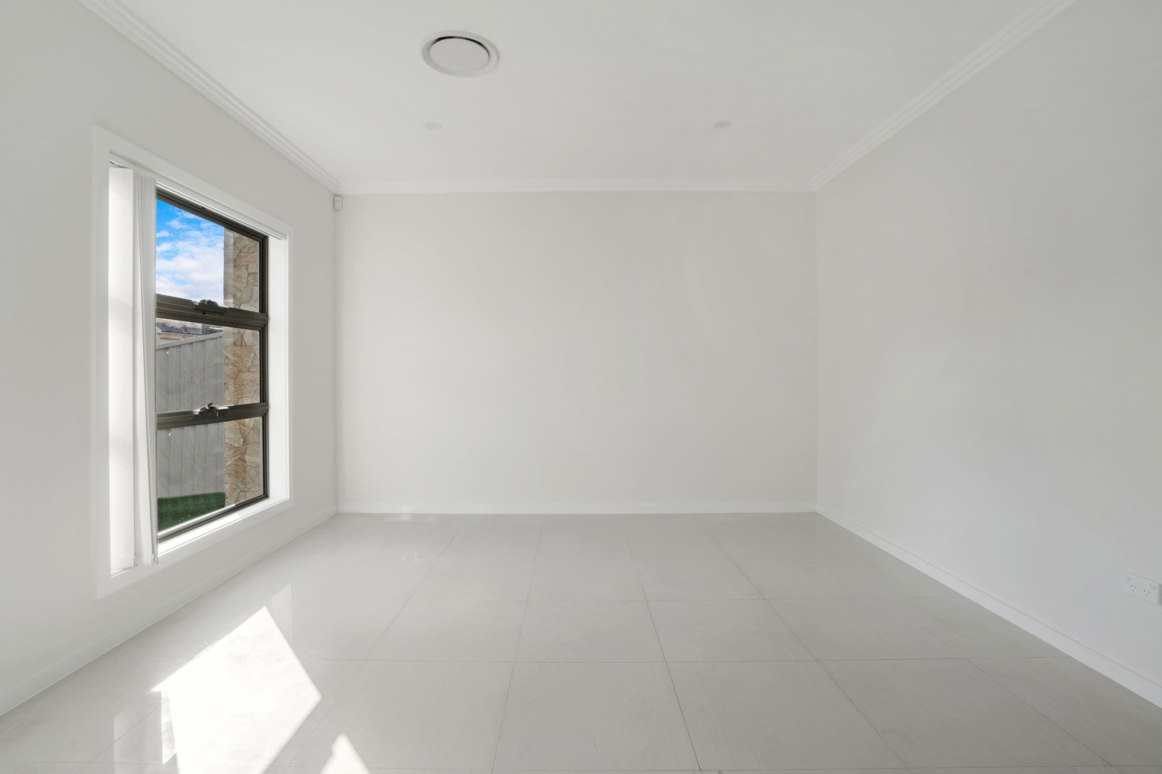 12 Waverley Street, Fairfield West NSW 2165, Fairfield West - Thumbnail 4