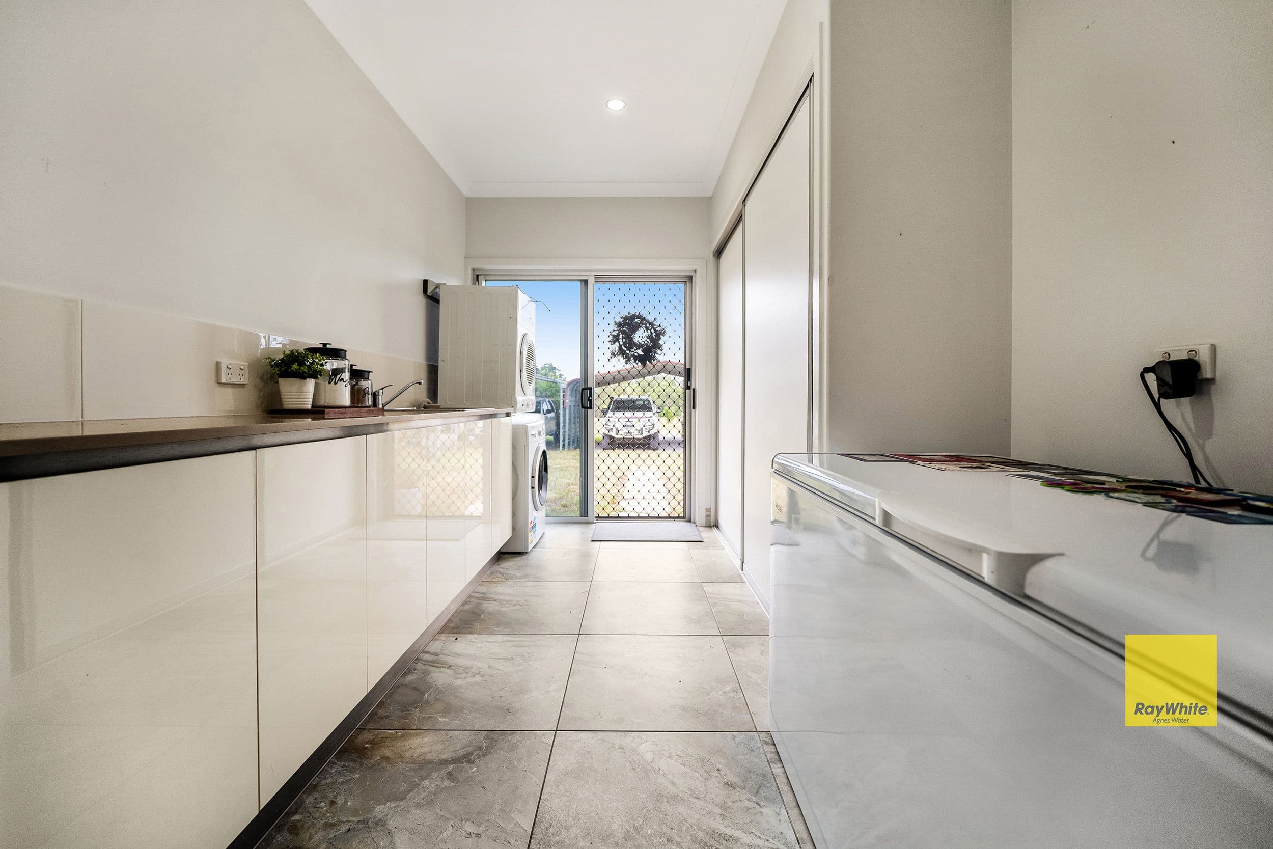 537 Hallorans Road, Mount Tom QLD 4677, Mount Tom - Thumbnail 7