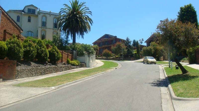 4  Chipping Hill Court, WHEELERS HILL VIC 3150, Wheelers Hill - Thumbnail 3