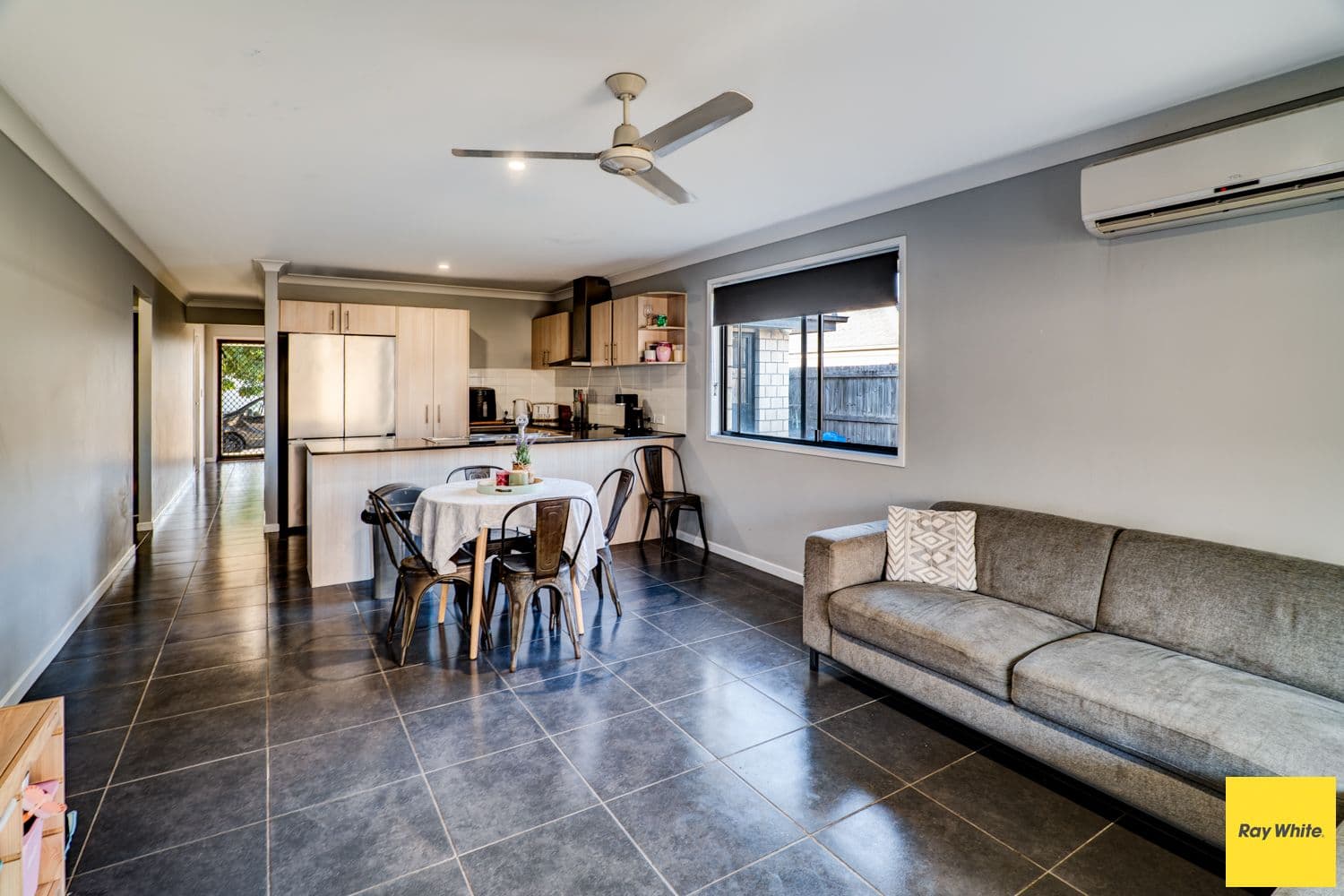 28 LOMANDRA Street, Deebing Heights QLD 4306, Deebing Heights - Thumbnail 3