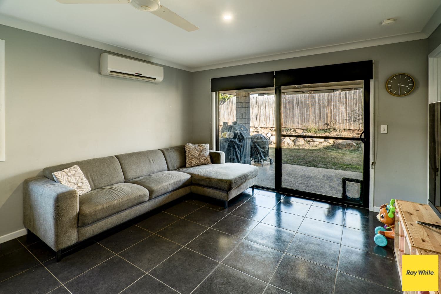 28 LOMANDRA Street, Deebing Heights QLD 4306, Deebing Heights - Thumbnail 4