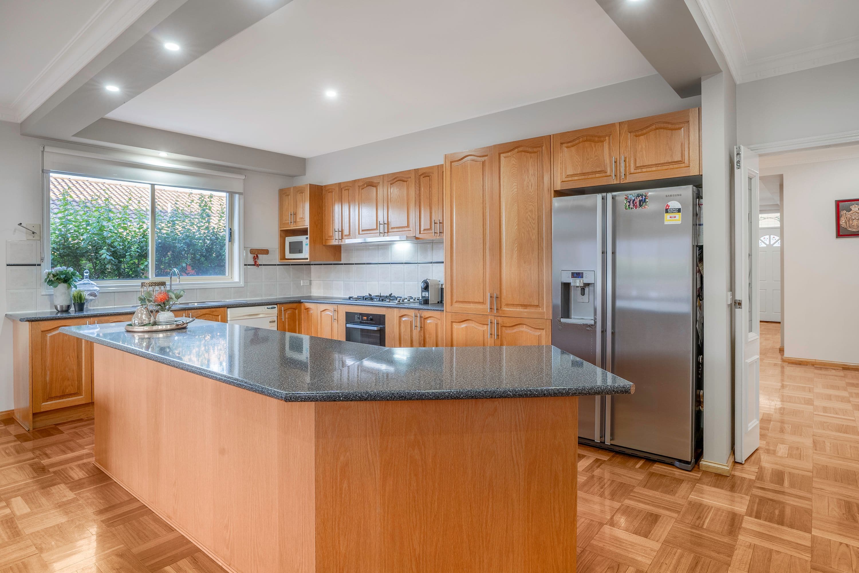 9 Grovelands Drive, Mulgrave VIC 3170, Mulgrave - Thumbnail 2
