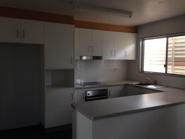 19 Chrystal Street, ROMA QLD 4455, Roma - Thumbnail 2