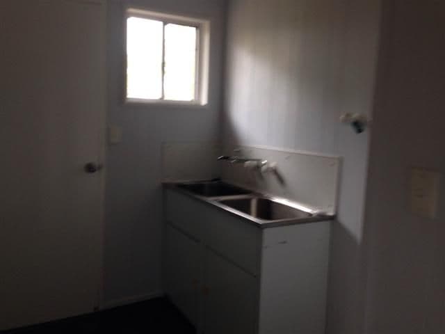 19 Chrystal Street, ROMA QLD 4455, Roma - Thumbnail 4