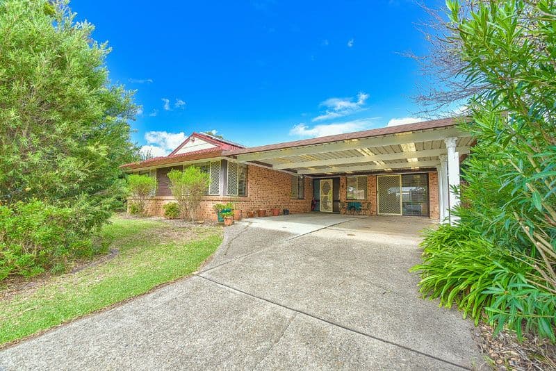 4 Mistletoe Avenue, Macquarie Fields NSW 2564, Macquarie Fields - Image 1