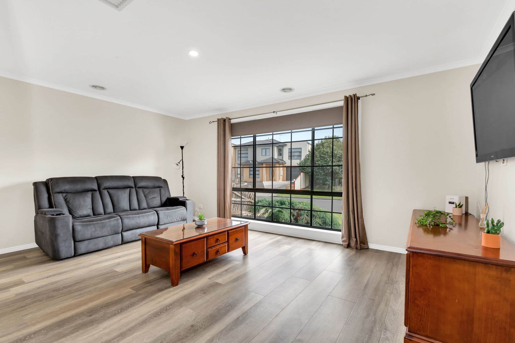 9 Adare Place, Werribee VIC 3030, Werribee - Thumbnail 7