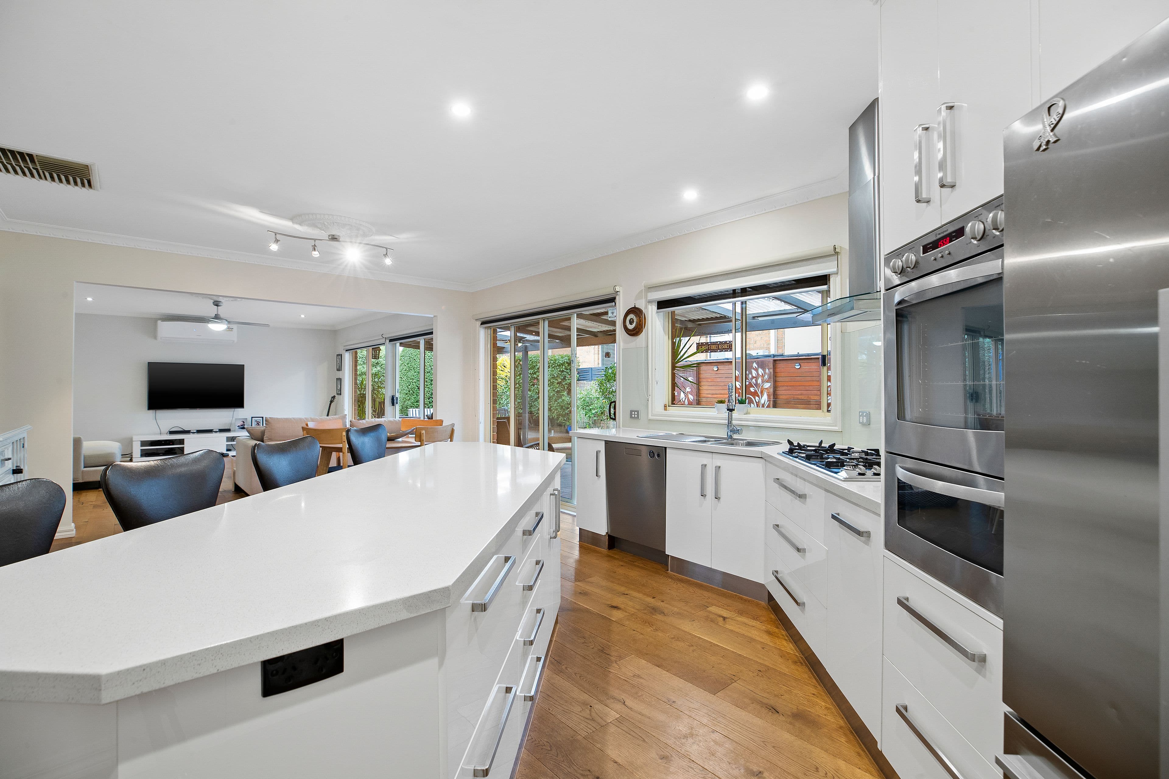 55 Liviana Drive, Rowville VIC 3178, Rowville - Thumbnail 7