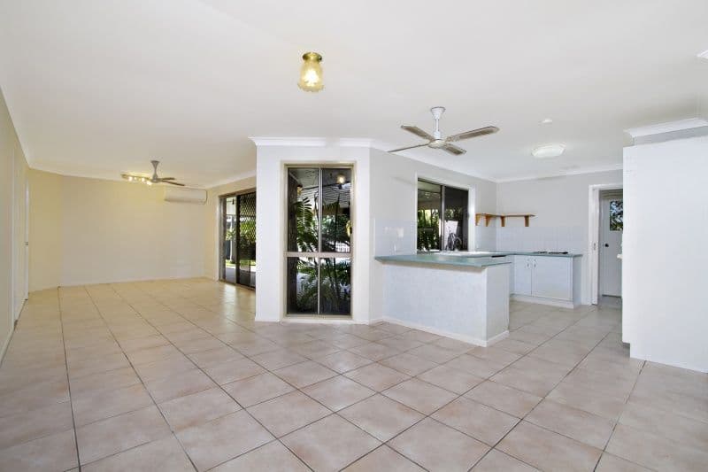 7 Harlech Court, CORNUBIA QLD 4130, Cornubia - Thumbnail 3