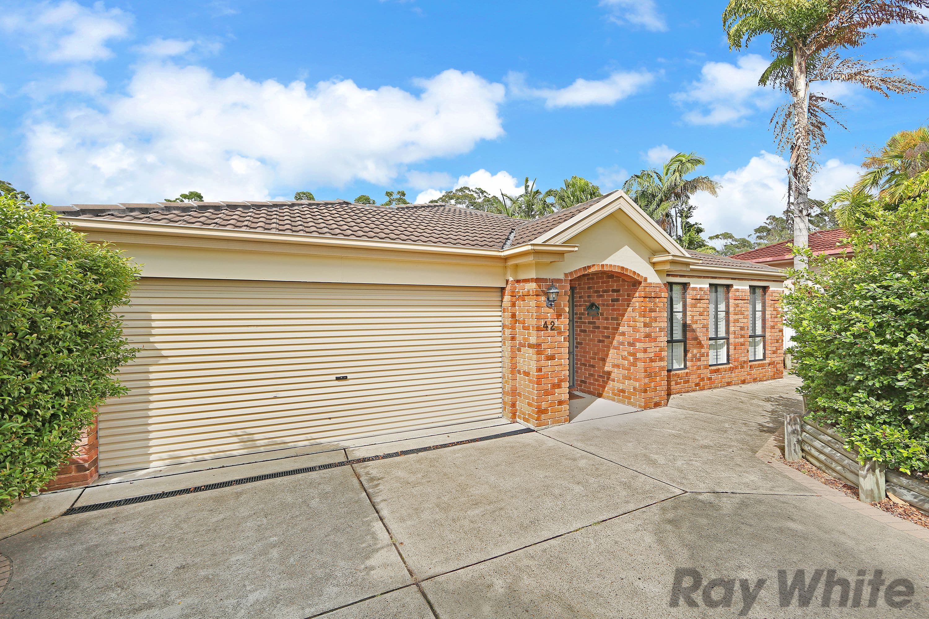 42 Pinehurst Way, Blue Haven - Image 1