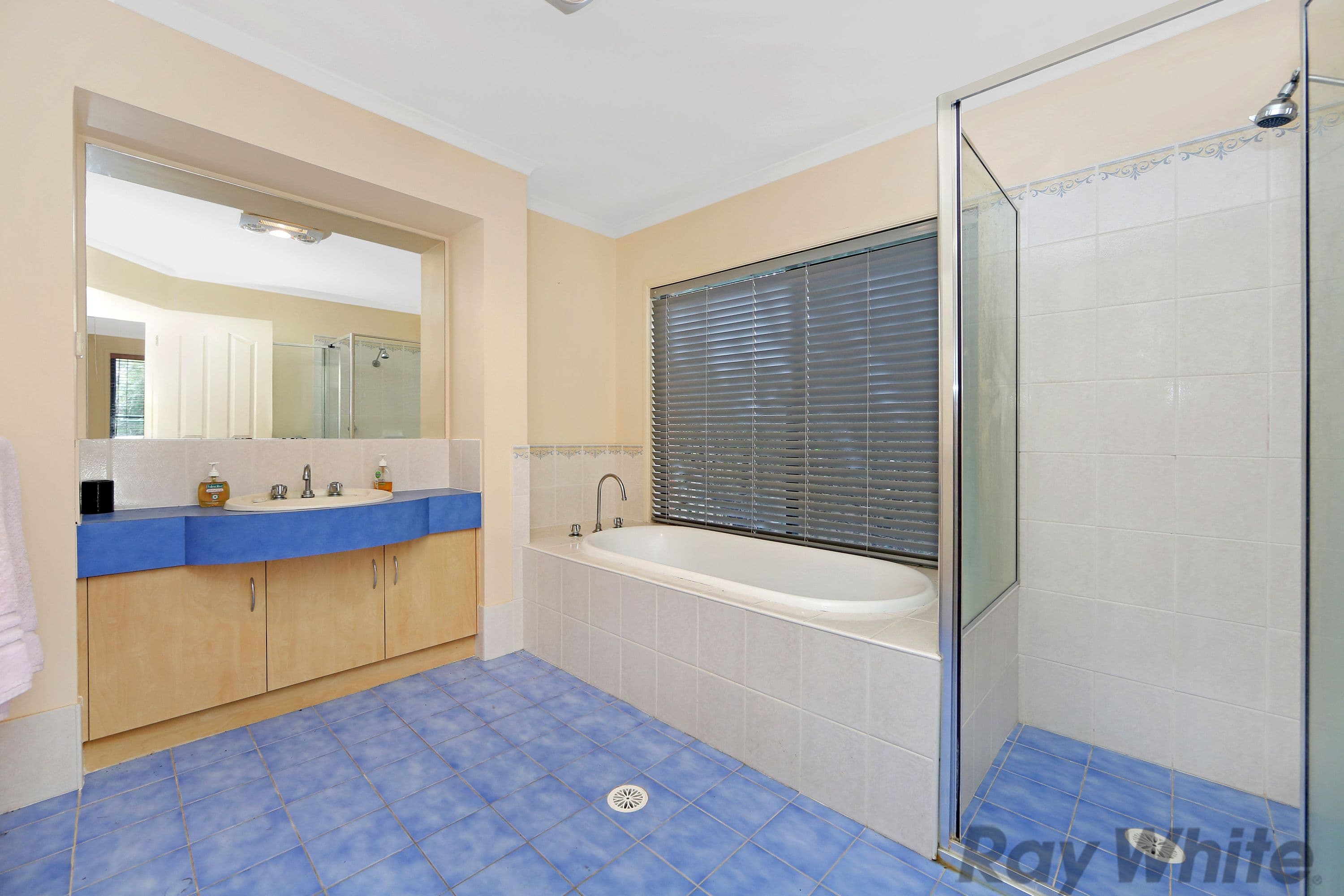 42 Pinehurst Way, Blue Haven - Thumbnail 8