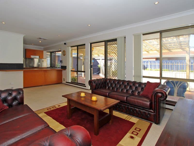 14 Aberfoyle Place, HAMERSLEY WA 6022, Hamersley - Image 1