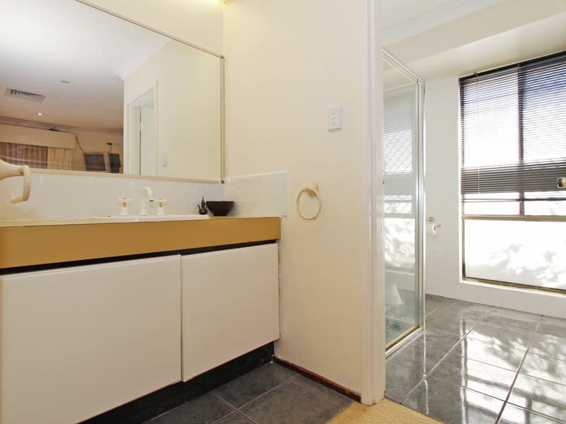 14 Aberfoyle Place, HAMERSLEY WA 6022, Hamersley - Thumbnail 7