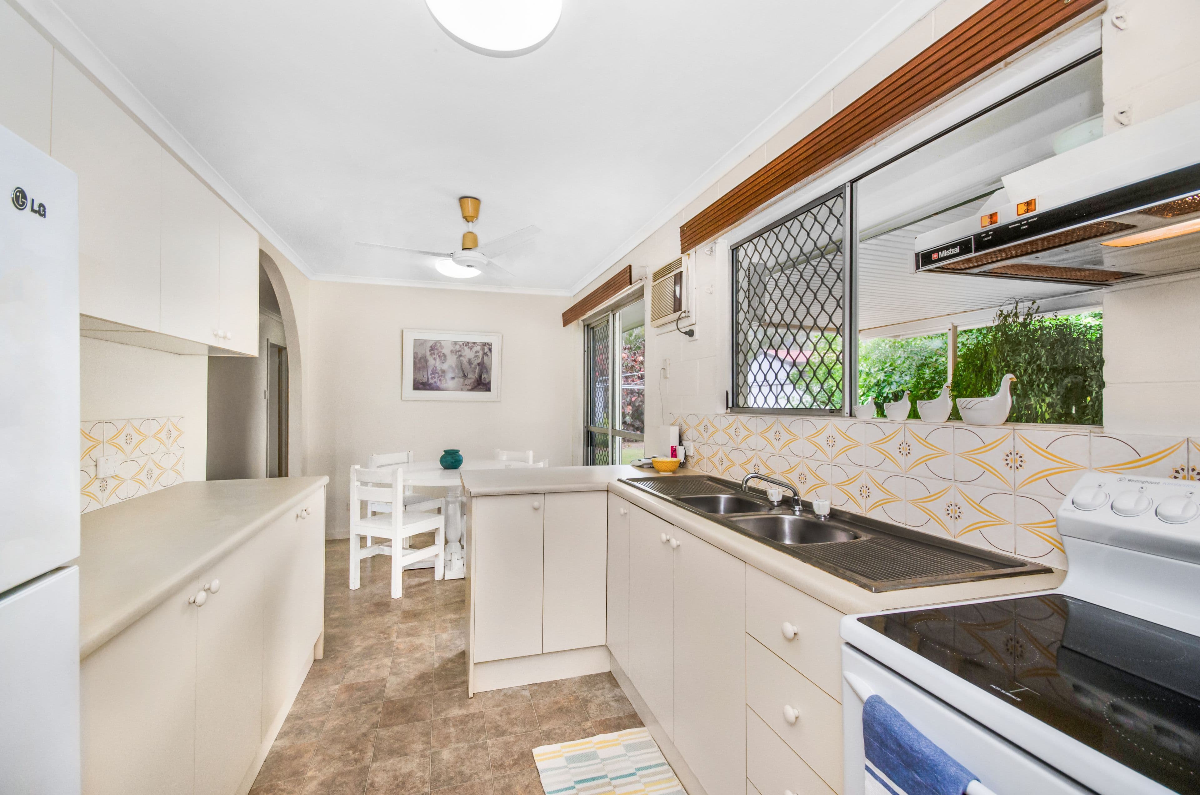 27 Casuarina Drive, Annandale QLD 4814, Annandale - Image 1