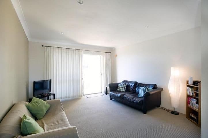 37 Rode Road, WAVELL HEIGHTS QLD 4012, Wavell Heights - Thumbnail 3