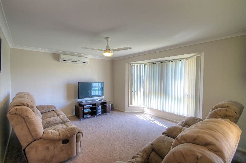 75 Rockman Drive, RACEVIEW QLD 4305, Raceview - Thumbnail 2