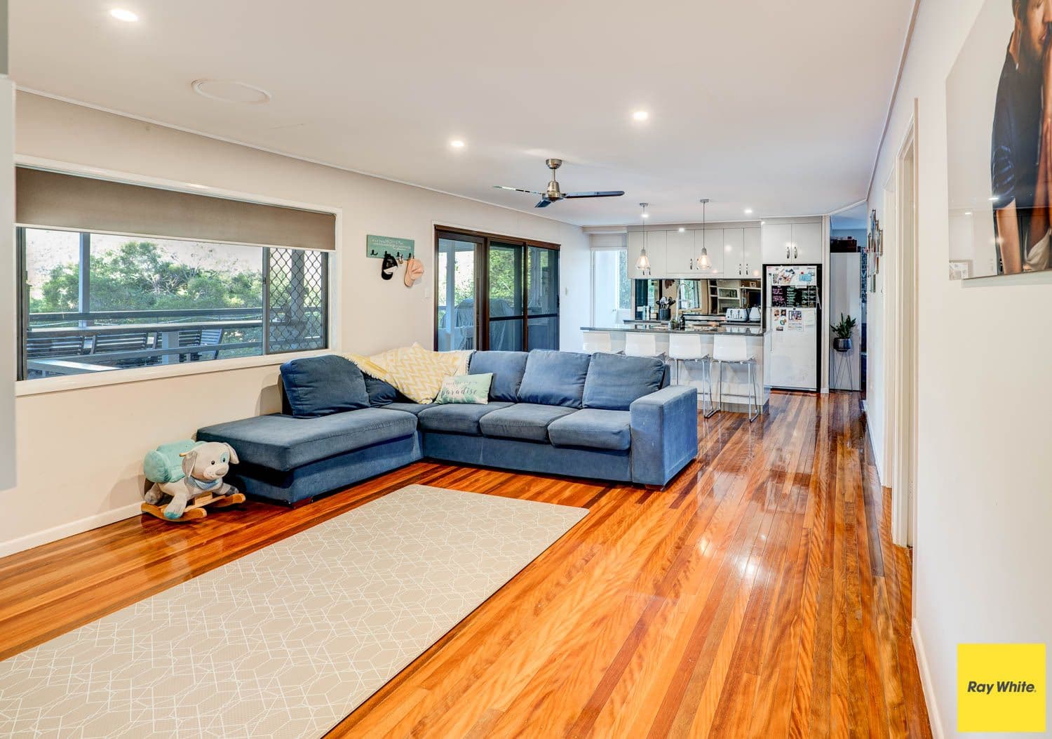 27 Richard Street, Esk QLD 4312, Esk - Thumbnail 3