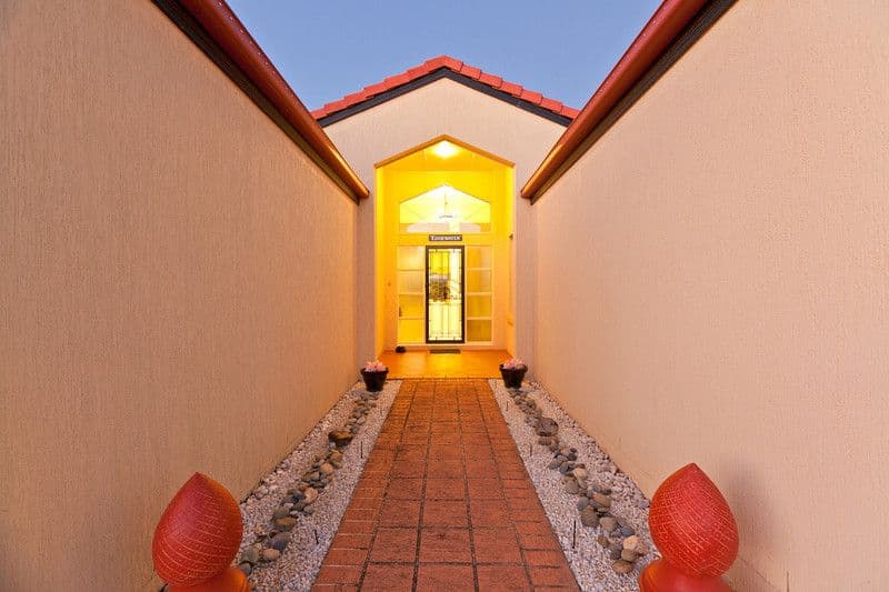 65 Allan Day Drive, WELLINGTON POINT QLD 4160, Wellington Point - Thumbnail 6