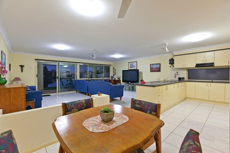 65 Allan Day Drive, WELLINGTON POINT QLD 4160, Wellington Point - Thumbnail 8