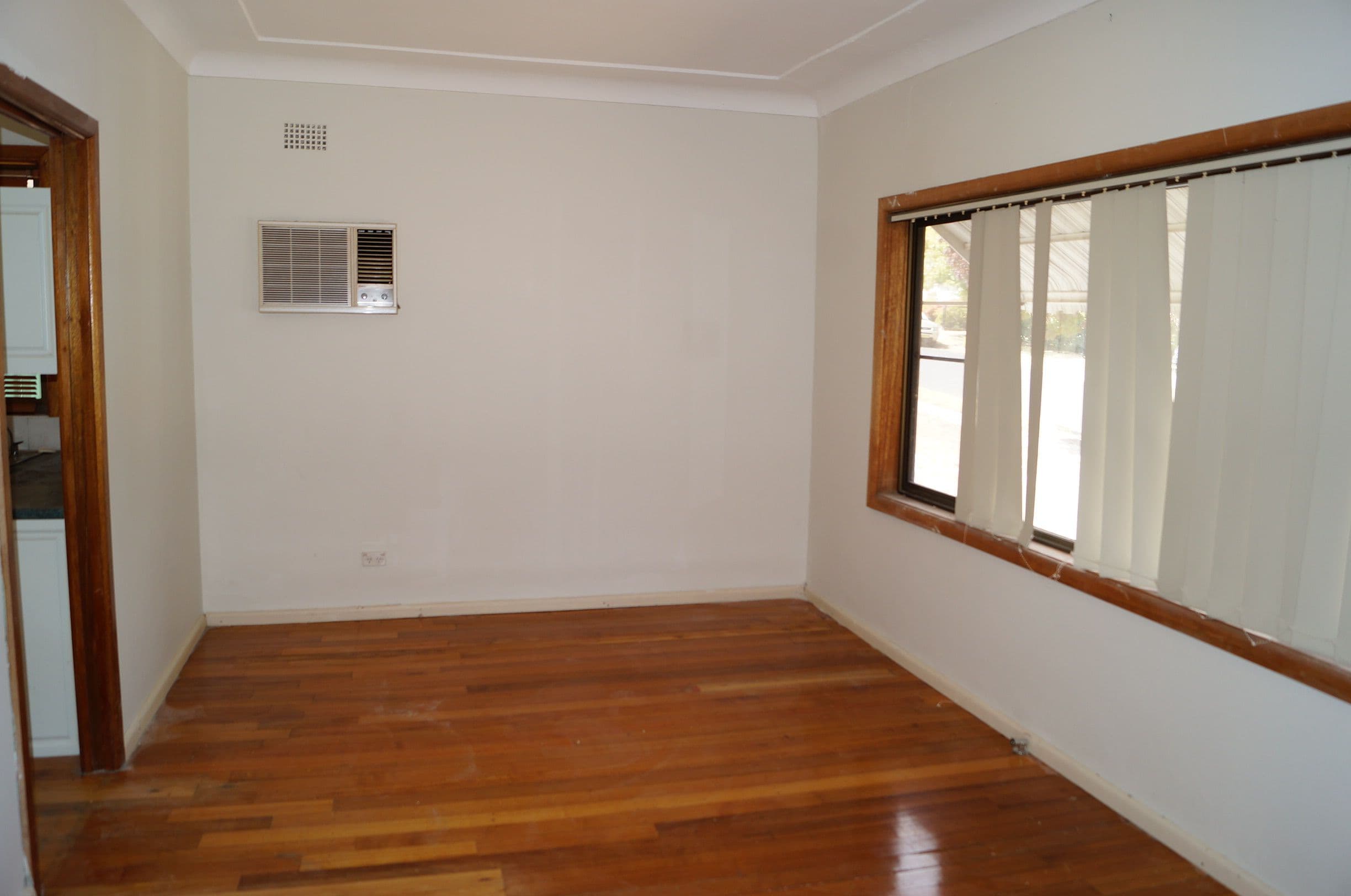 37 Leura Road, Orange - Thumbnail 4
