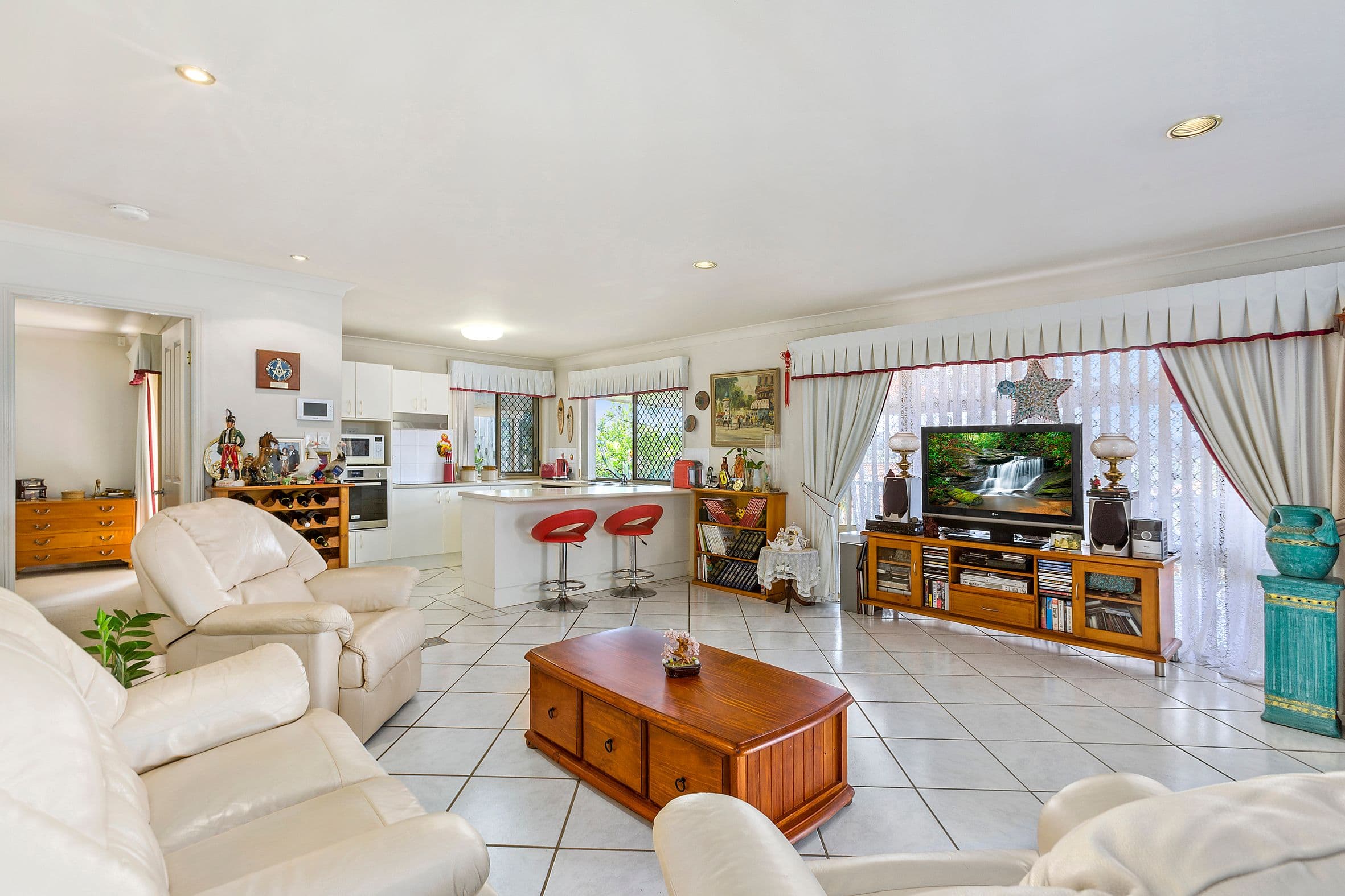 52 Sunflower Crescent, Calamvale QLD 4116, Calamvale - Thumbnail 3