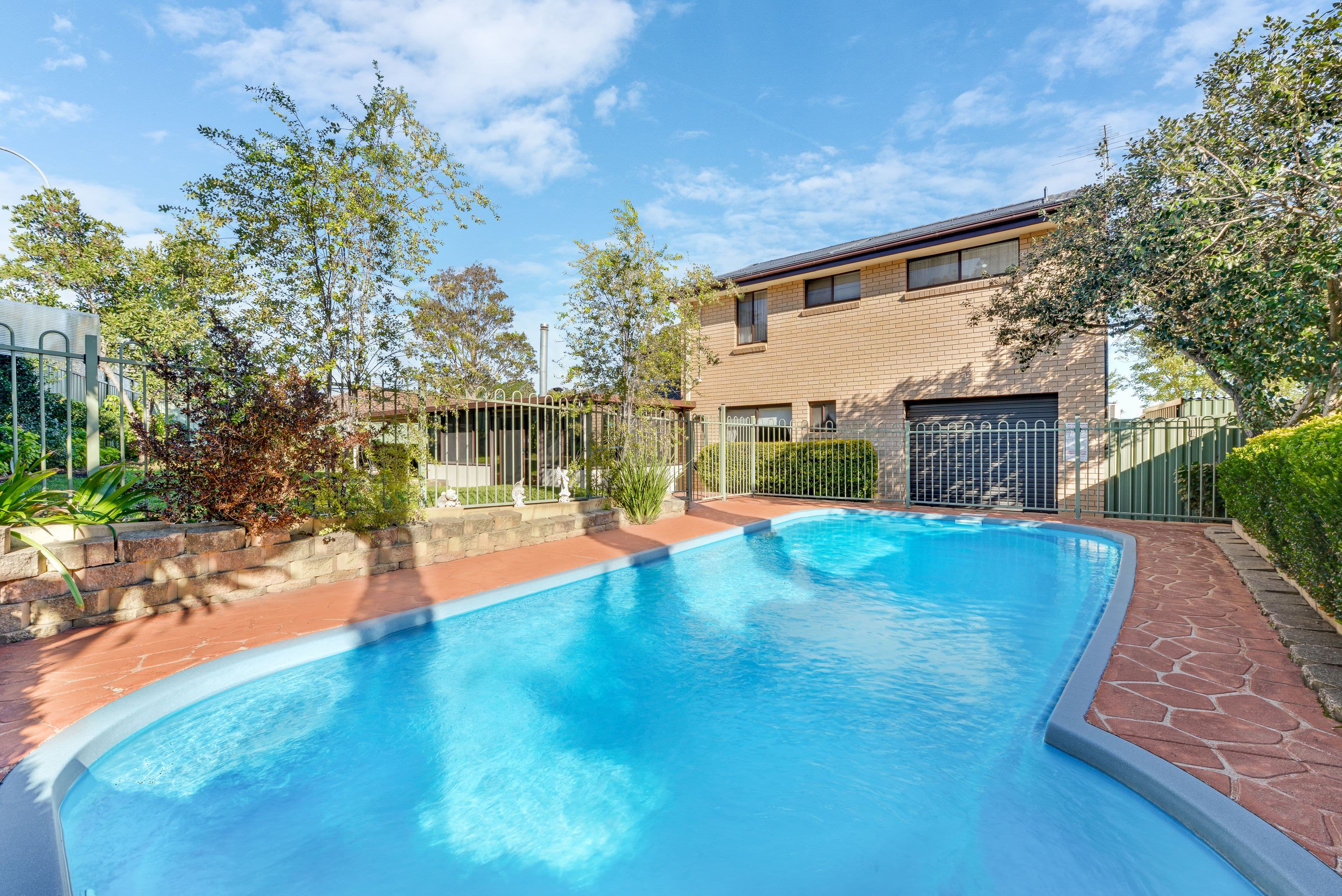 23 Traminer Place, Eschol Park - Image 1
