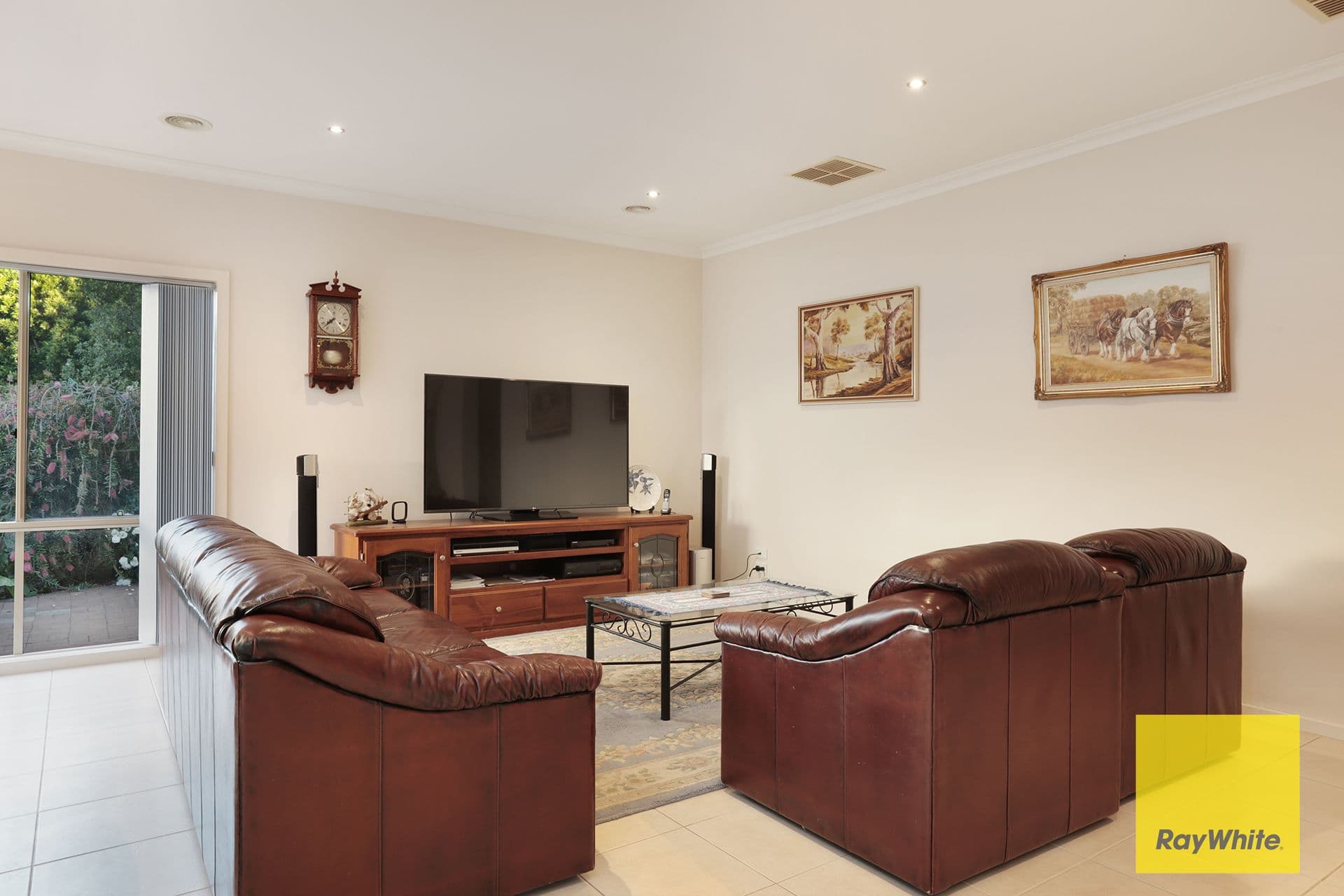 31 Fuchsia Crescent, Point Cook VIC 3030, Point Cook - Thumbnail 8