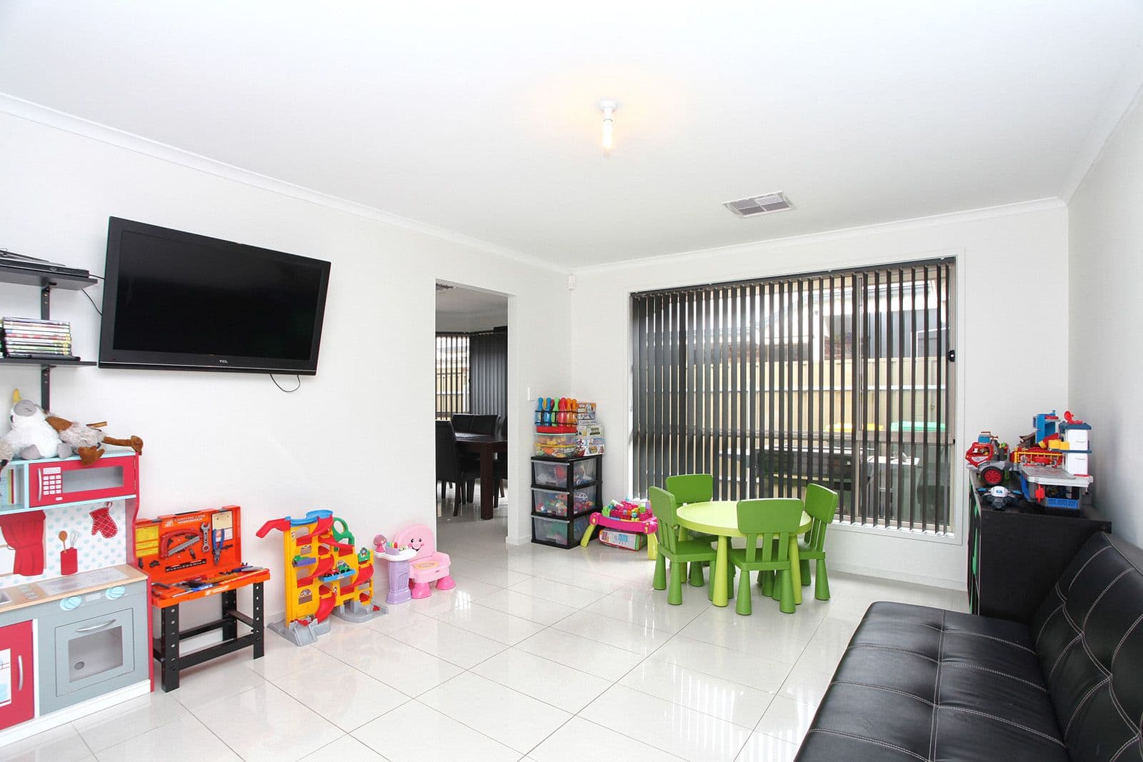 15 Mayfair Drive, ANDREWS FARM SA 5114, Andrews Farm - Thumbnail 5