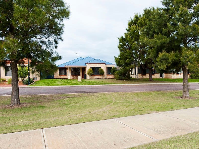 36 Rees Crescent, ROCKINGHAM WA 6168, Rockingham - Thumbnail 2