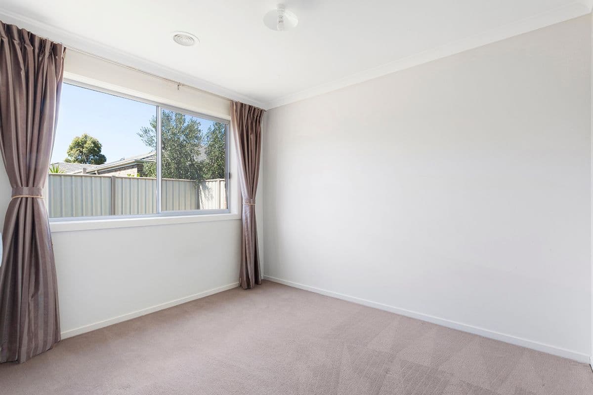 5 Higgins Way, Truganina VIC 3029, Truganina - Thumbnail 4