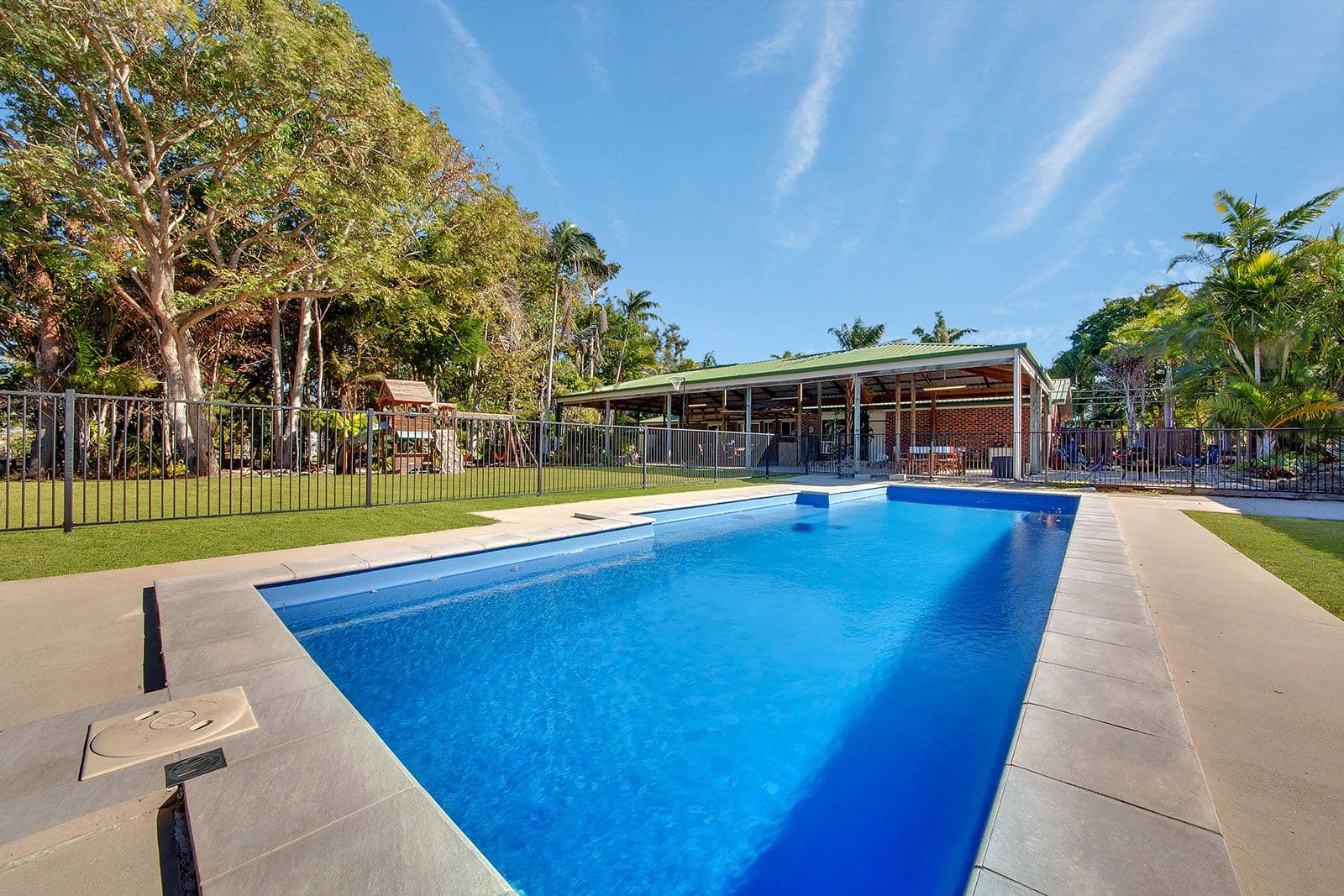 16 Selma Court, Tannum Sands QLD 4680, Tannum Sands - Thumbnail 2