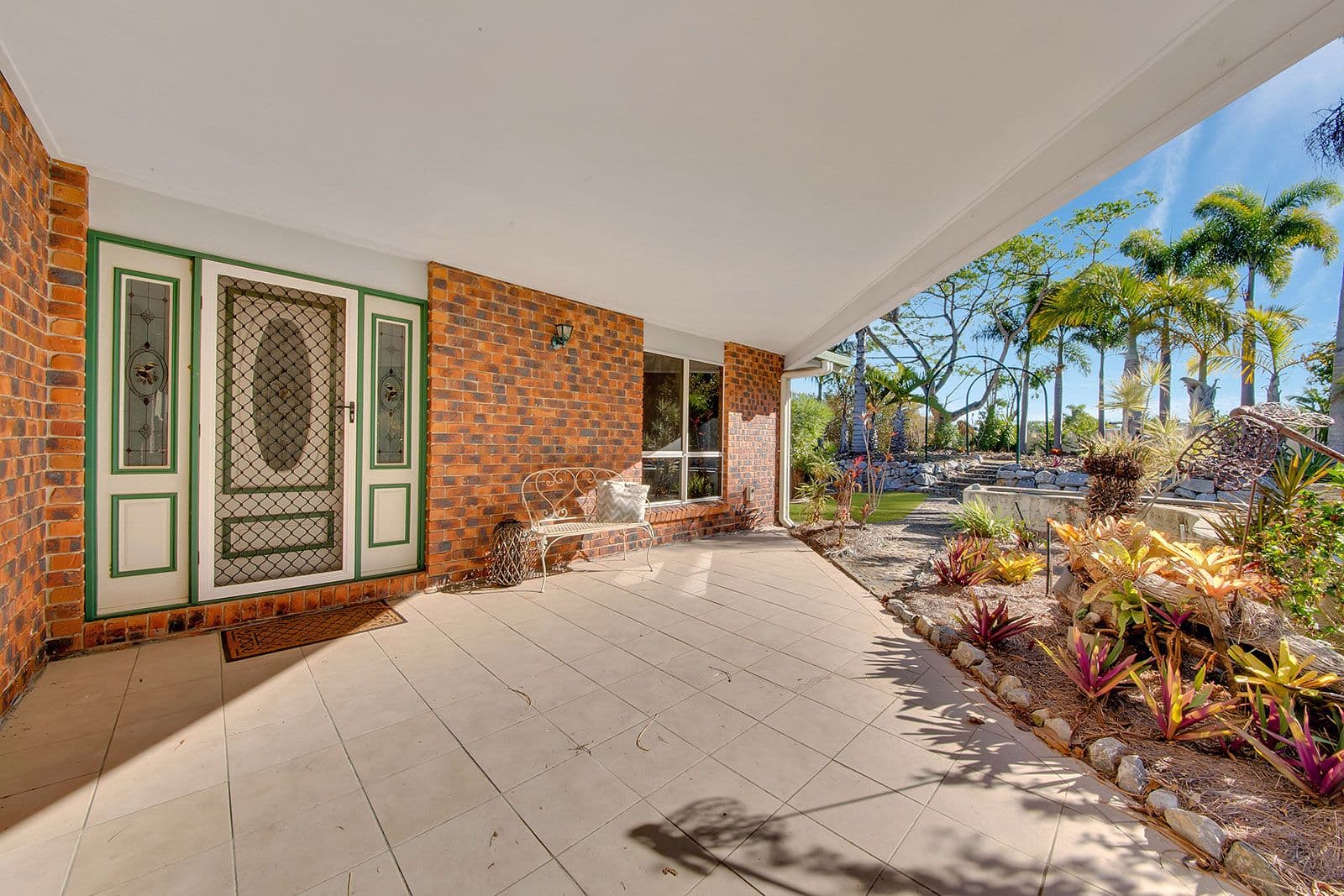 16 Selma Court, Tannum Sands QLD 4680, Tannum Sands - Thumbnail 3
